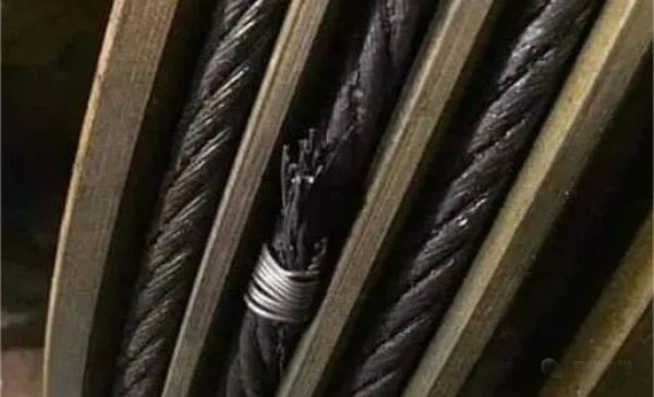 無(wú)知操作，事故誰(shuí)擔(dān)？